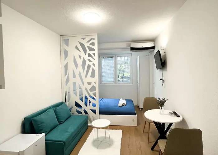 Modern Central Studio - 3 Min Walk To Lake